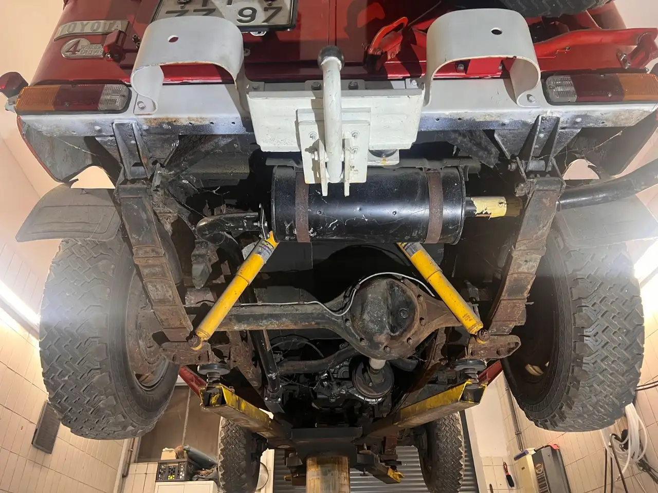 Toyota Land Cruiser FJ40 / war 35Jahre in einer Scheune, foto 10