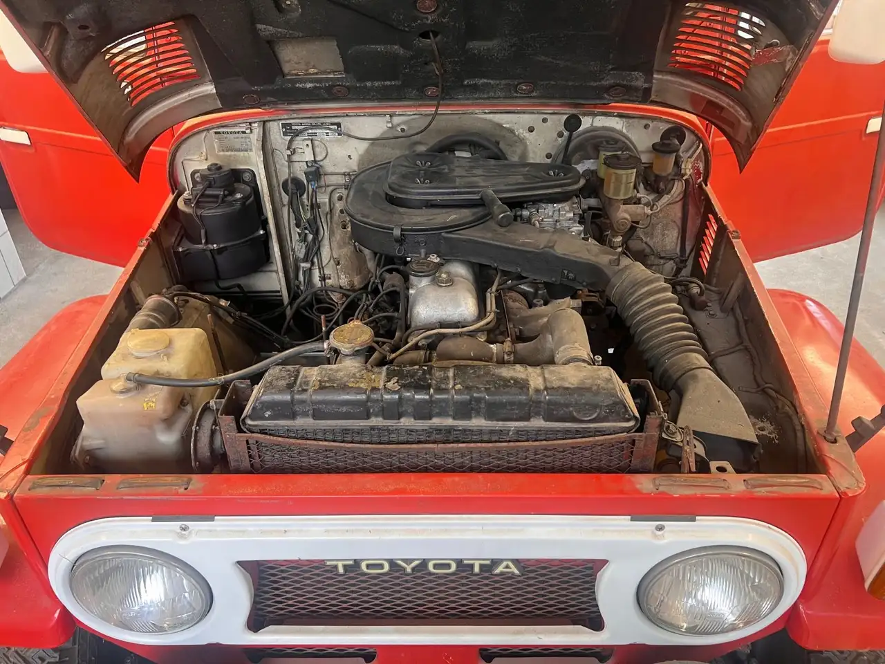 Toyota Land Cruiser FJ40 / war 35Jahre in einer Scheune, foto 8