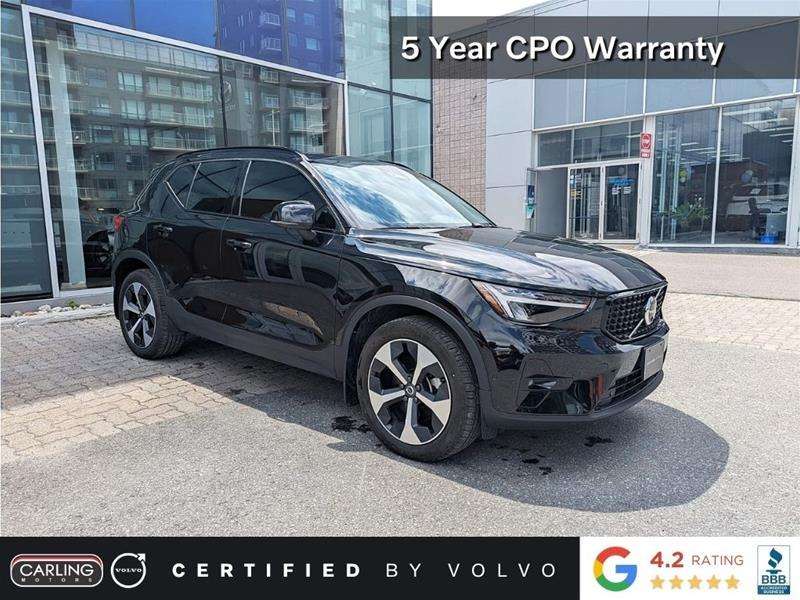 2026 Volvo XC40 B5 AWD Plus Dark Theme