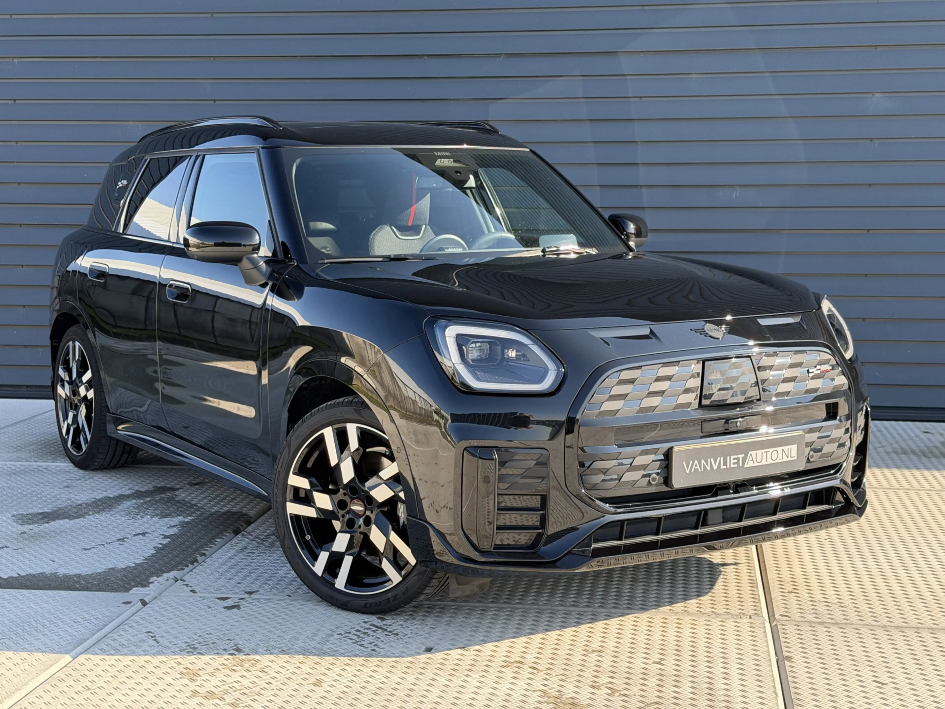 MINI John Cooper Works Countryman SE ALL4 L 66.5 kWh | 360 Camera | Pano / Schuifdak — photo 3