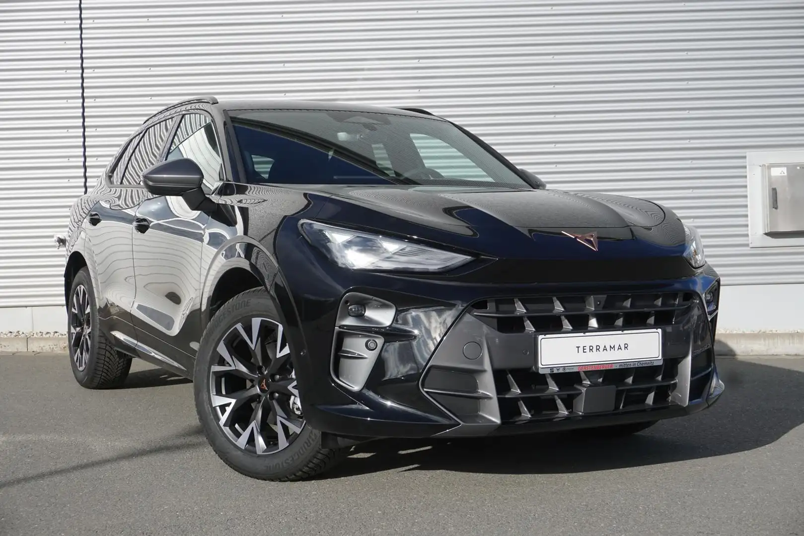 CUPRA Terramar 1.5 eTSI 110kW NAVI/HEAD-UP Schwarz - 2