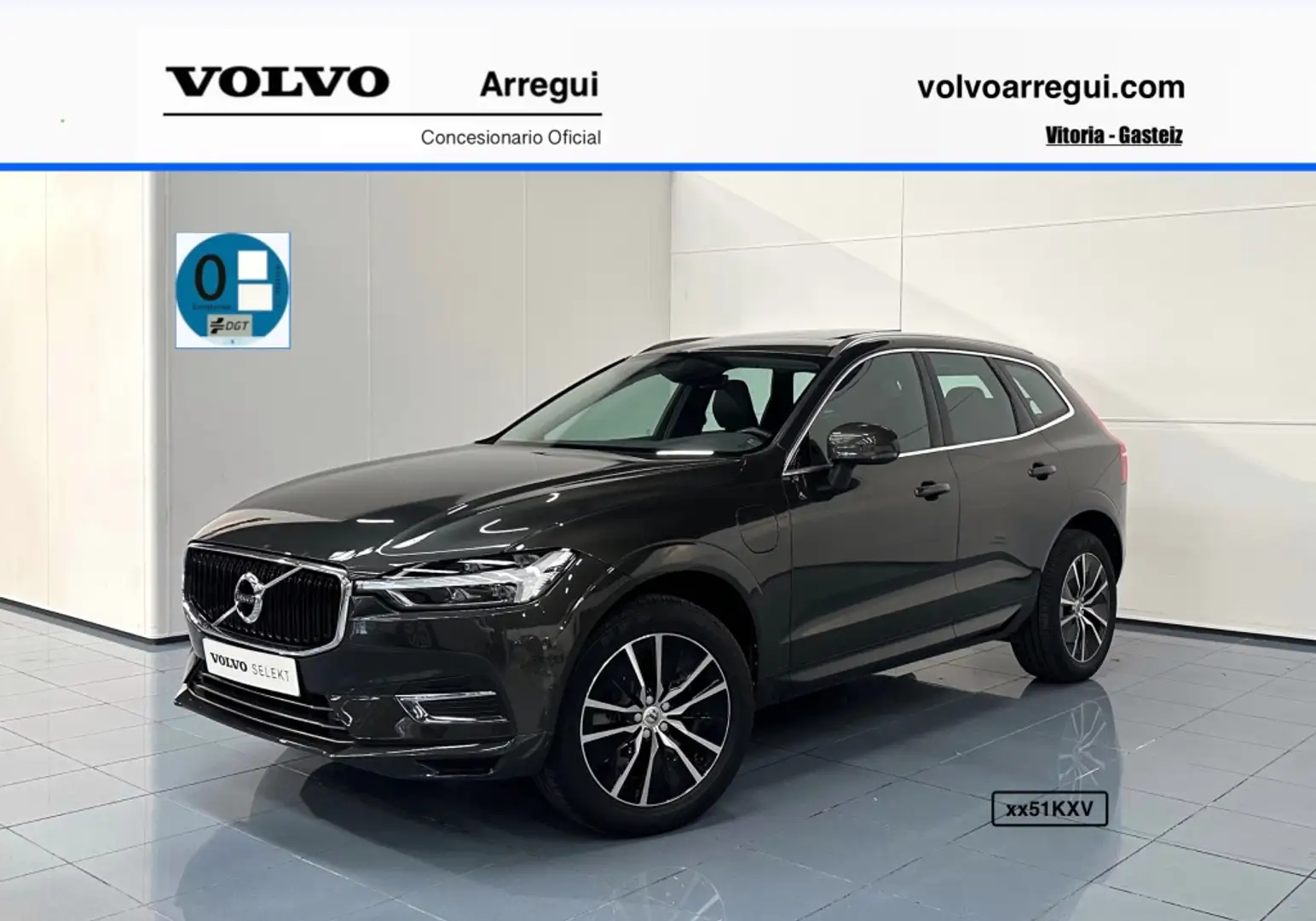 Volvo XC60 T8 Twin Momentum Grau - 1