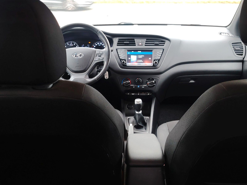 Hyundai i20 Passion +/ 1 Hand / Kamera / — photo 12