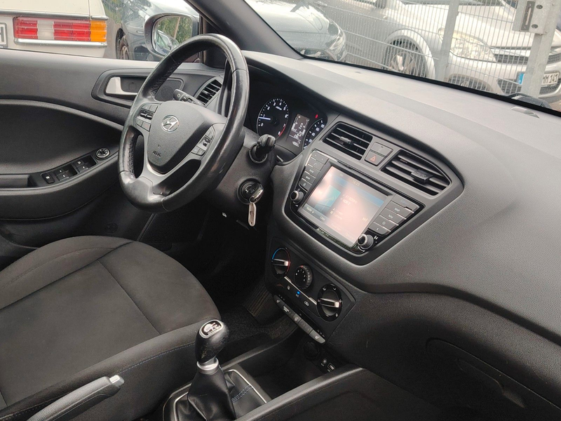 Hyundai i20 Passion +/ 1 Hand / Kamera / — photo 13