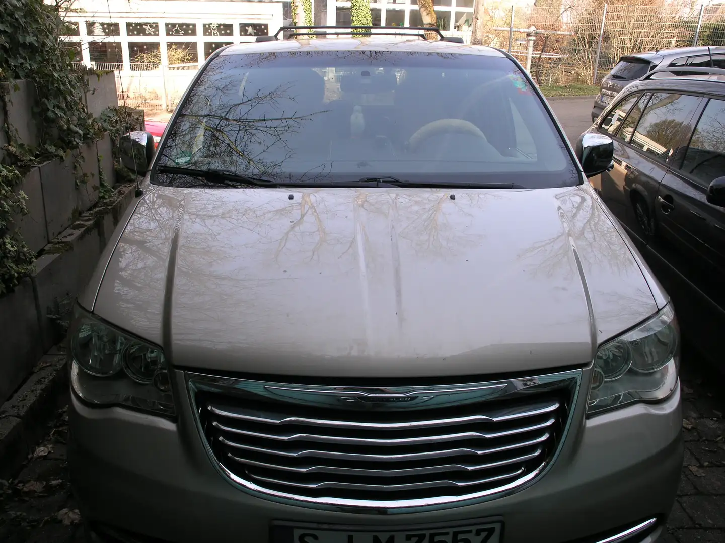 Chrysler Town & Country Gold - 2