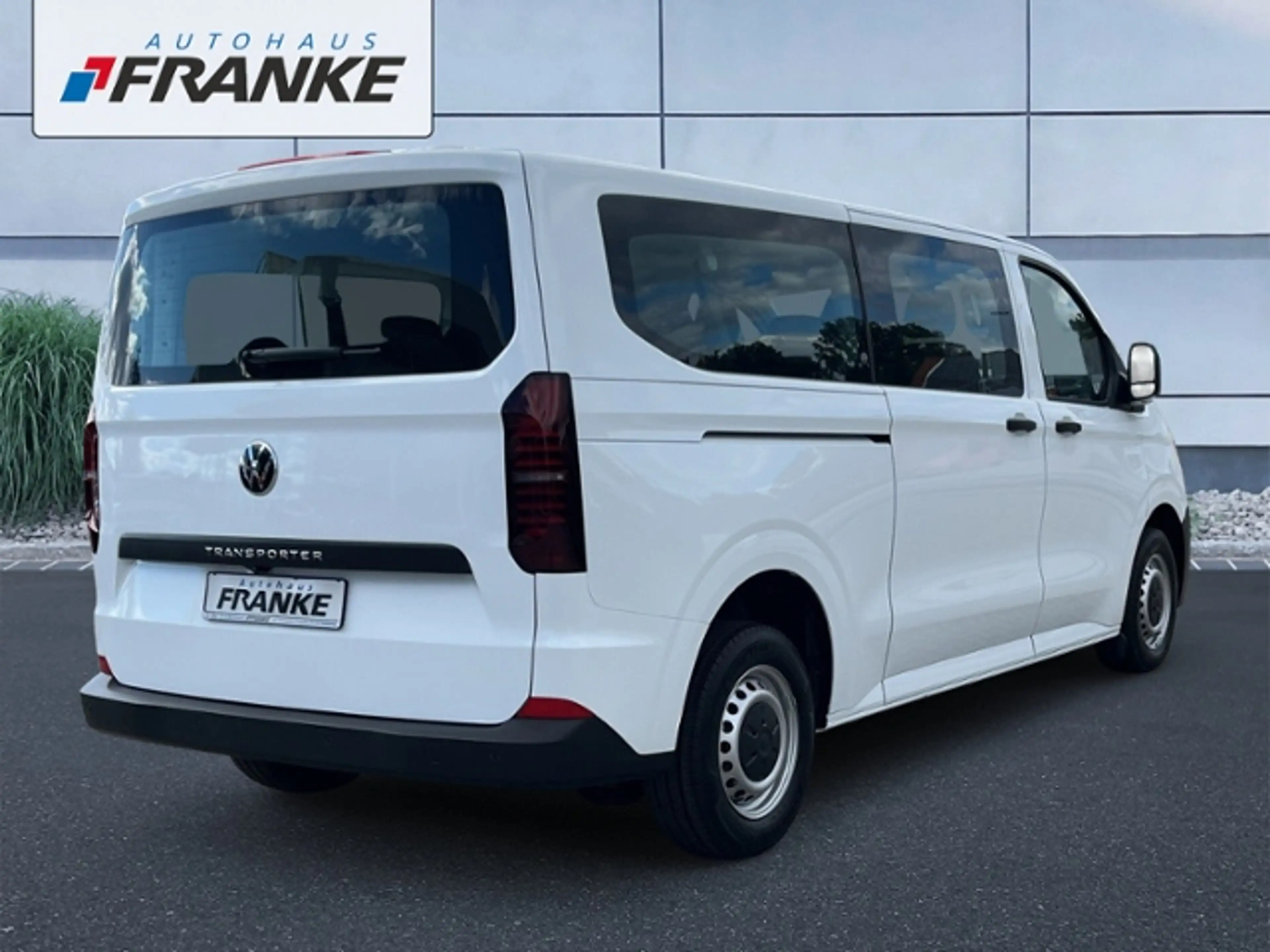 Volkswagen T7 Kombi Transporter T7 Kombi 2.0 TDI, 8G-Aut. — photo 8