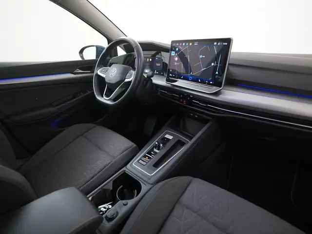 Volkswagen Golf view 2