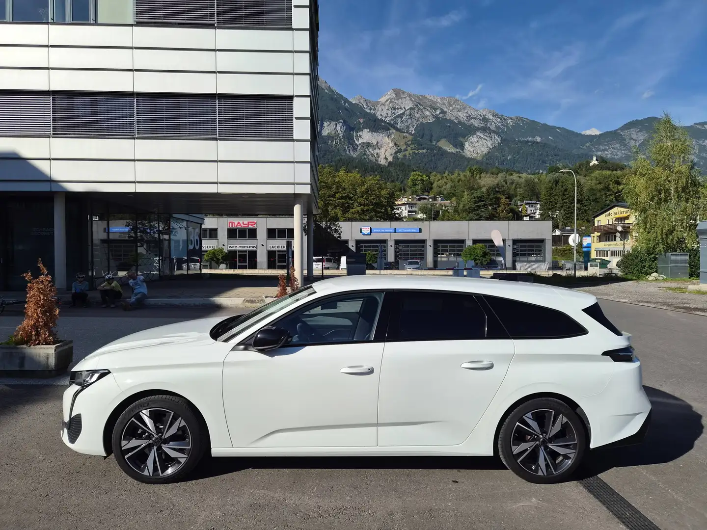 Peugeot 308 Allure-Automatik-Zahnriemen neu! Service neu! LED-Teilleder-Navi-Rückfahrkamera-8 Fach bereift Weiß - 2