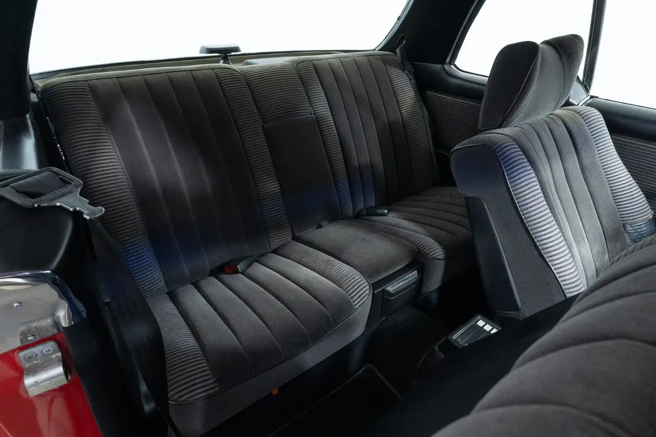 Mercedes-Benz 230 Coupe, foto 12