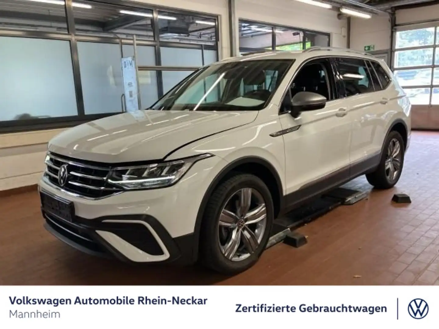 Volkswagen Tiguan Allspace 1.5 TSI LifeDSG 7-Sitzer Navi AH Weiß - 2