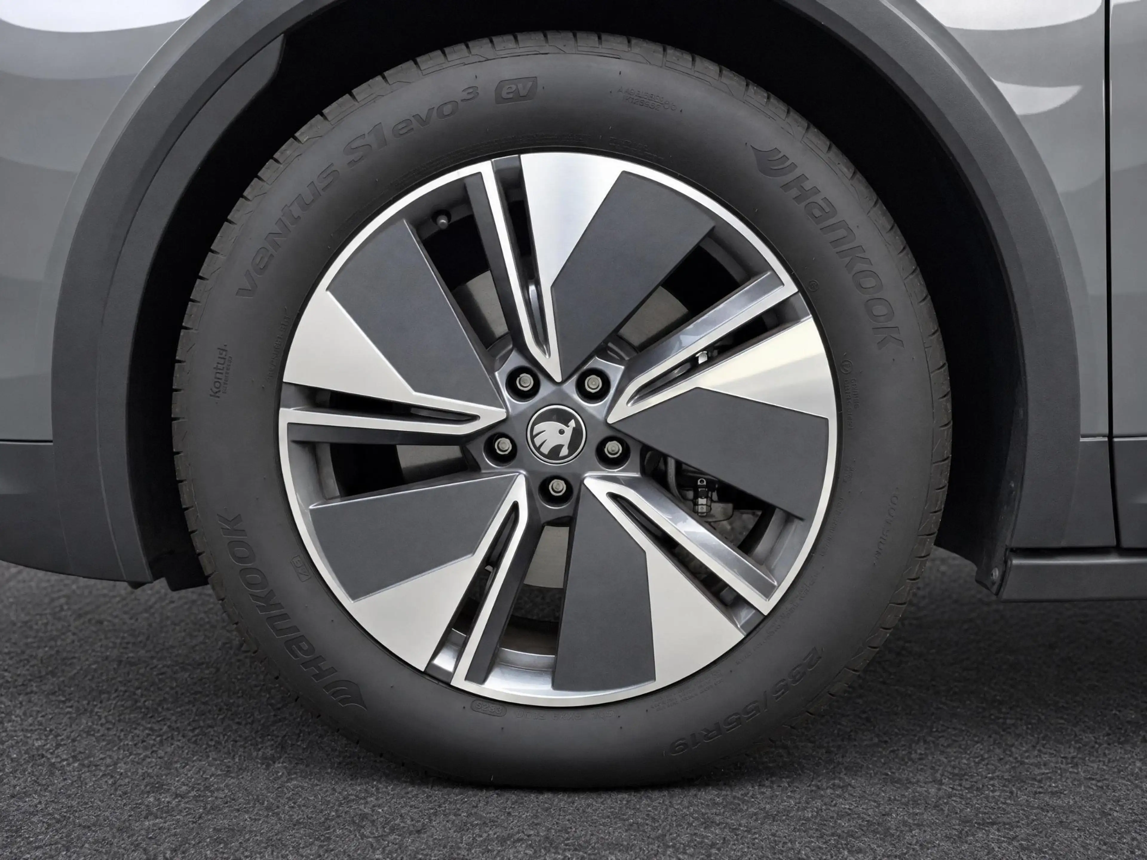Skoda Elroq 60 204pk Business Edition · SOH 99,4% · Camera · I — photo 8