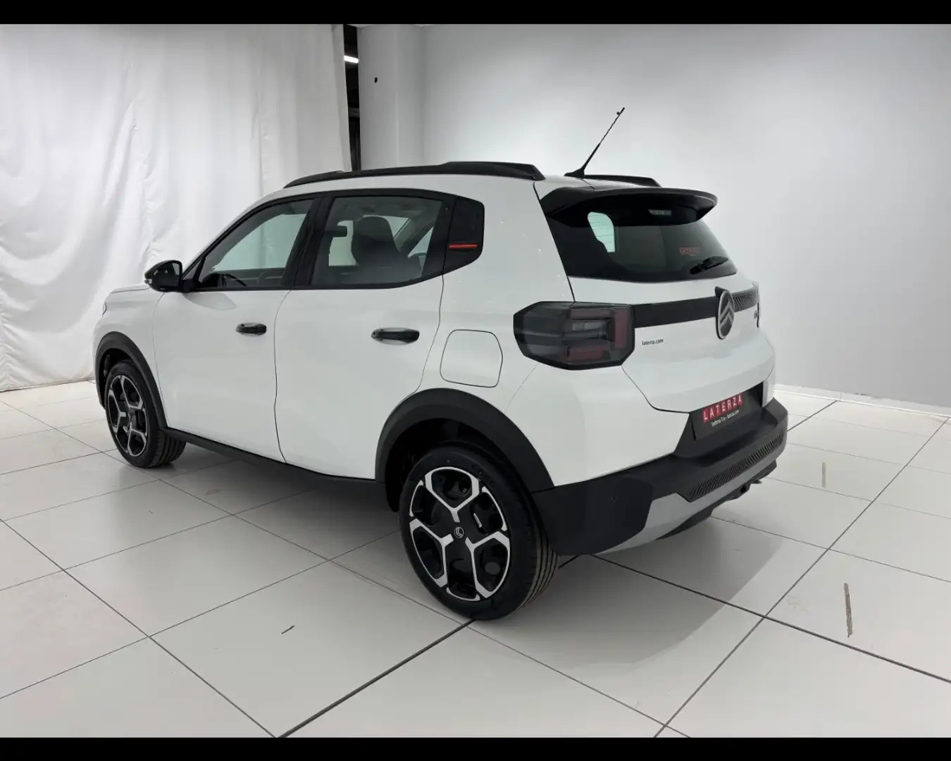 Citroen C3 1.2 Puretech Turbo Plus Blanc - 2