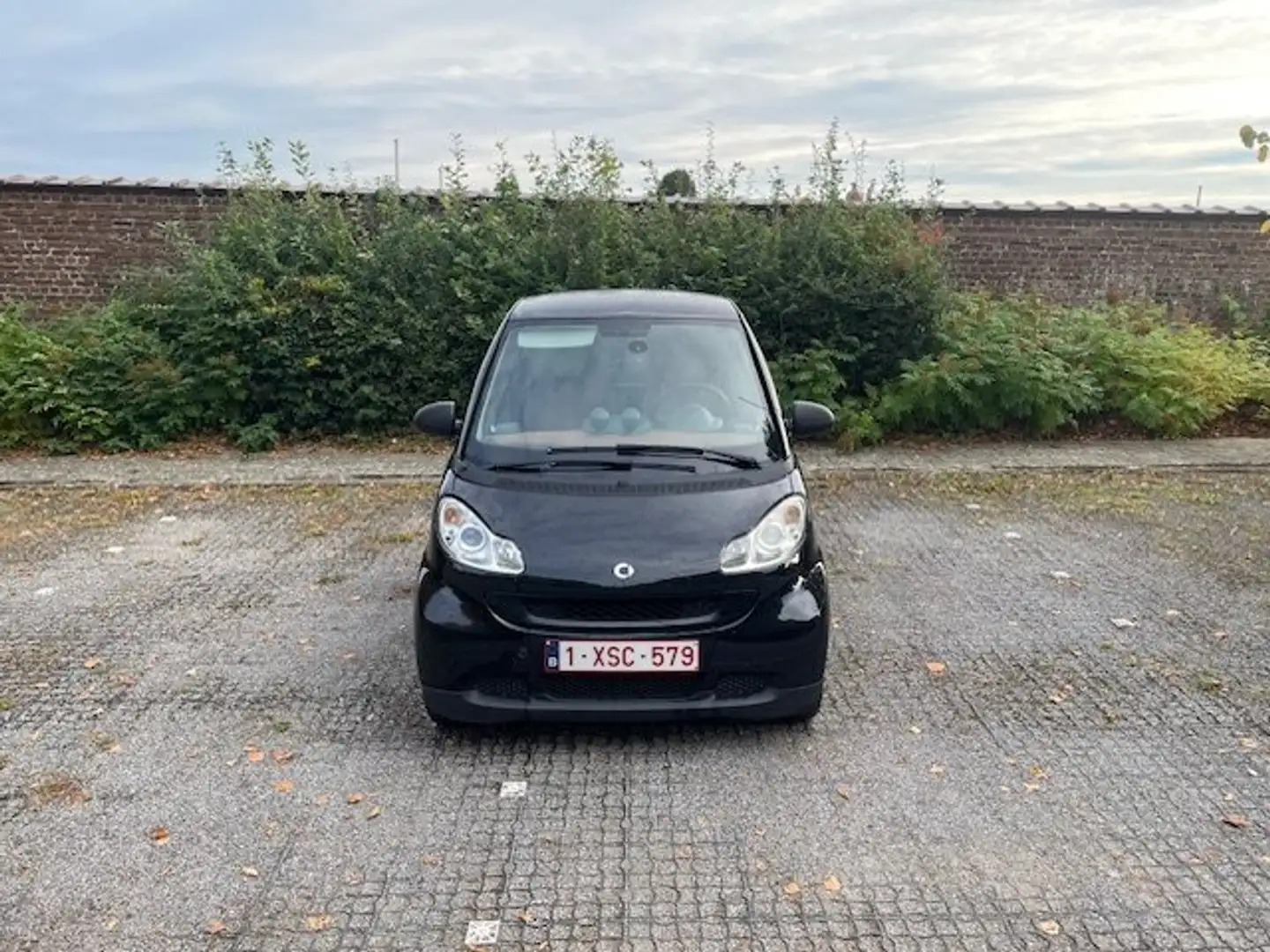 smart forTwo Coupe 1.0i Mhd Pure Softouch Zwart - 2