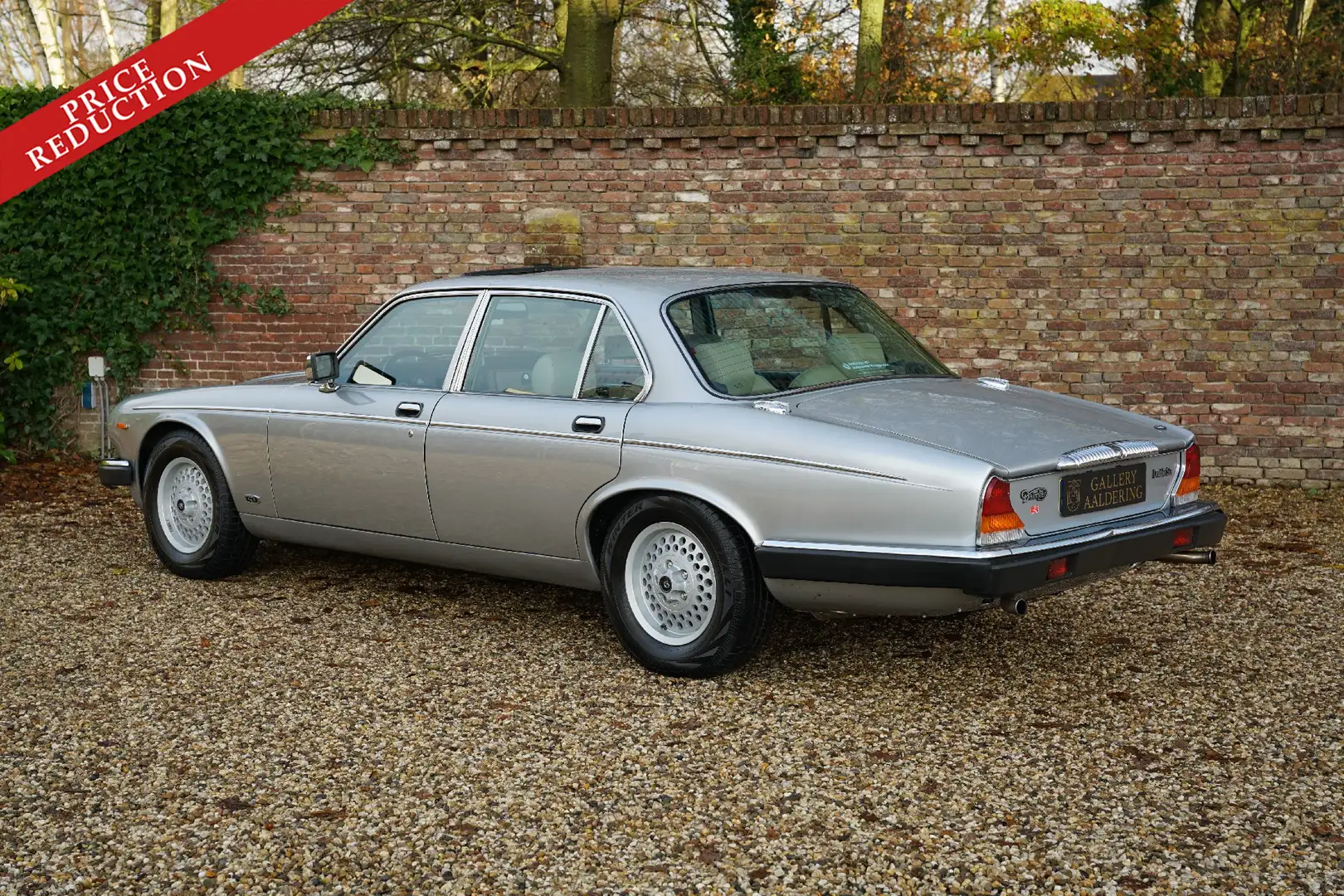 Daimler Double Six PRICE REDUCTION! Solid condition, runs beautifully Gris - 2