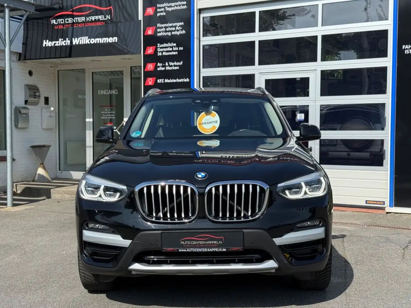 BMW X3 xDrive 30 i xLine (AHK-LED-HuD-Live Cockpit) Schwarz - 2