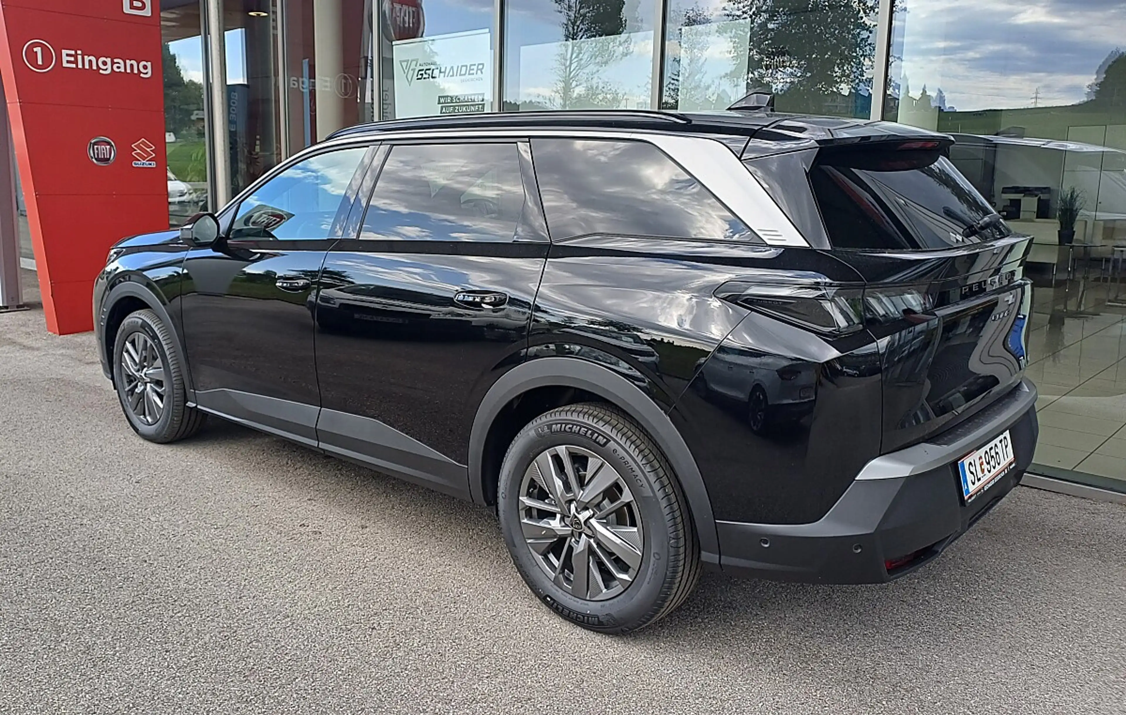 Peugeot 5008 ALLURE Hybrid 145 e-DCS6 — photo 4