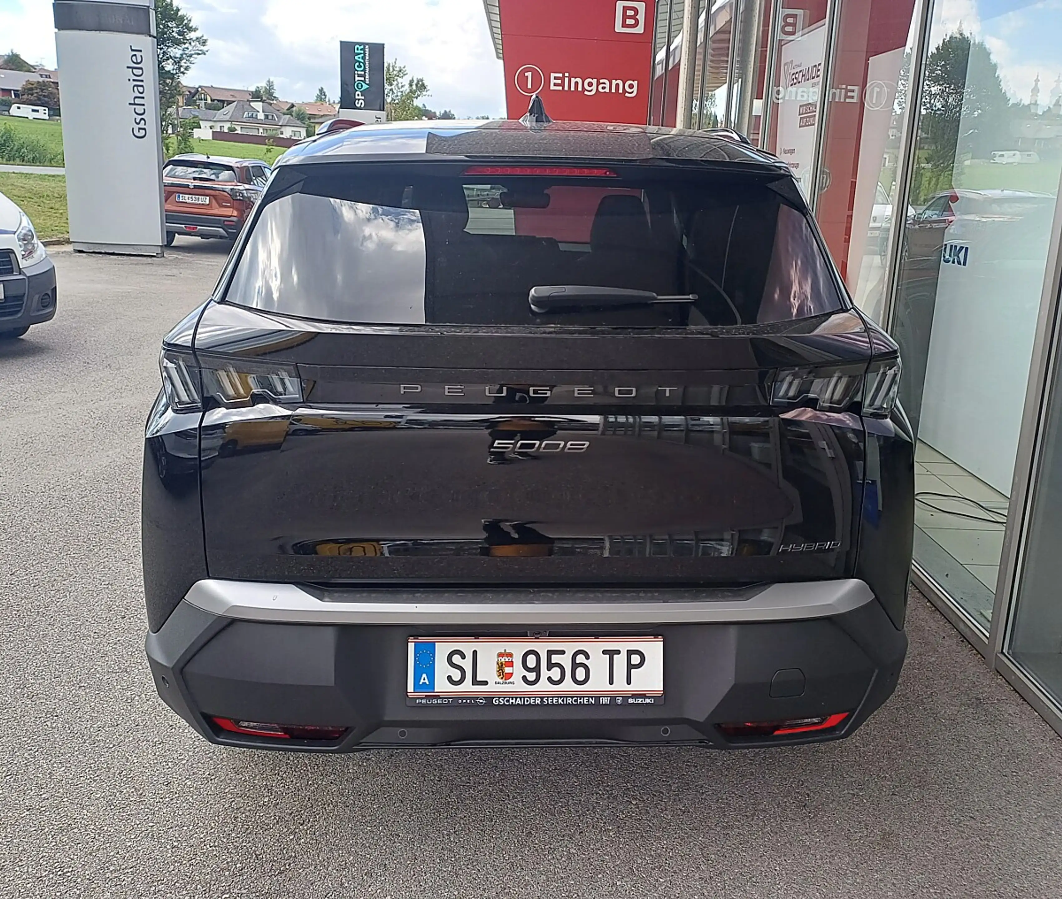 Peugeot 5008 ALLURE Hybrid 145 e-DCS6 — photo 5