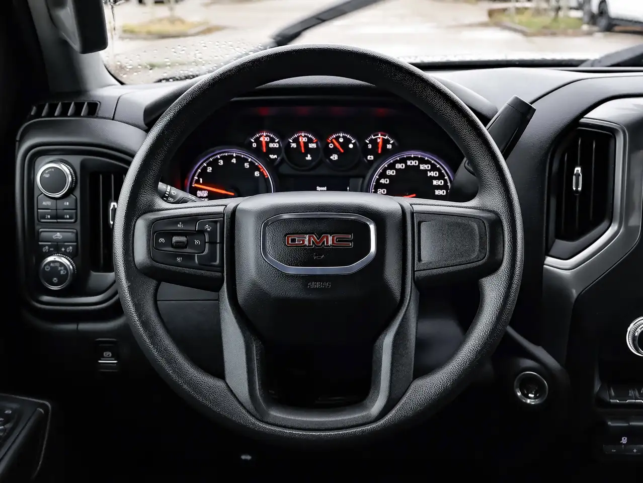GMC Sierra 1500 снимка GMC Sierra 1500