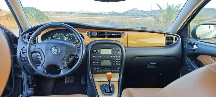 Jaguar X-Type 2003, foto 10