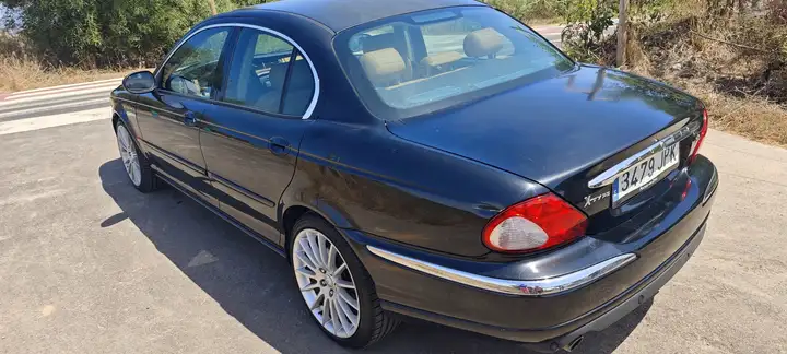 Jaguar X-Type 2003, foto 4
