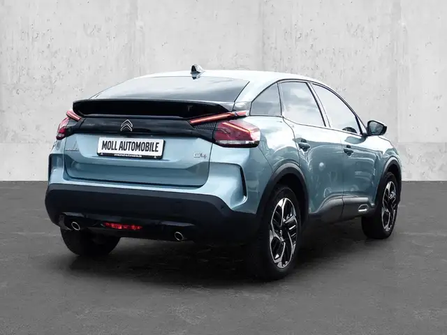 Citroen C4 view 2