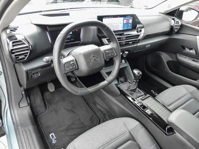 Citroen C4 view 5