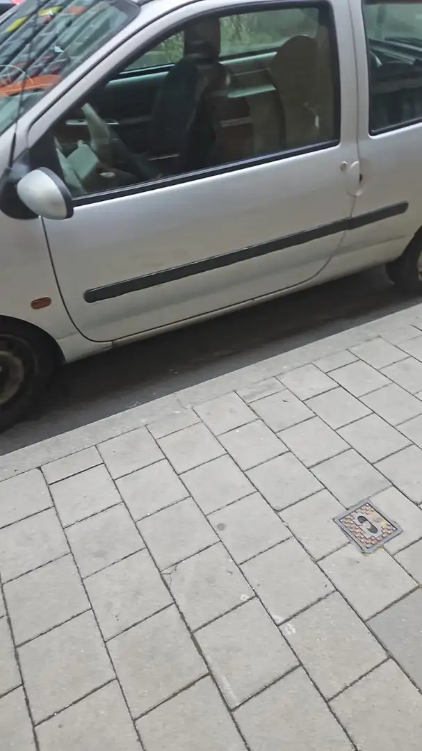 Renault Twingo 1.2i Privil�ge - 2