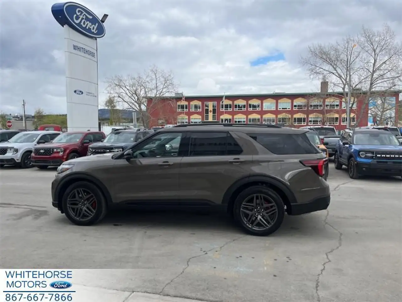 Ford Explorer снимка Ford Explorer