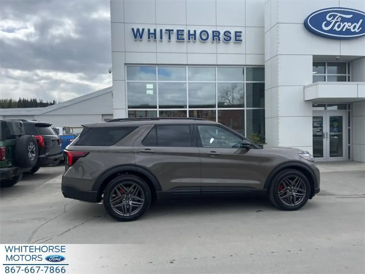Ford Explorer снимка Ford Explorer