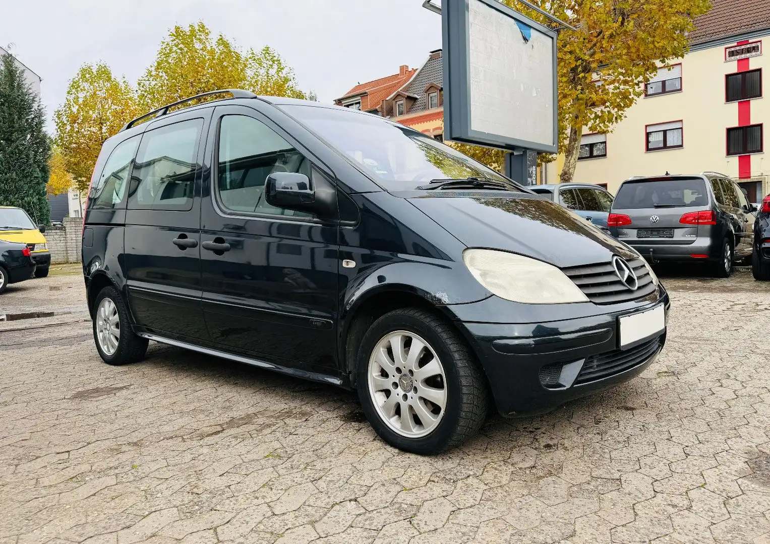 Mercedes-Benz Vaneo 1.6 Compact Van Automatik Klimaanlage Schwarz - 1
