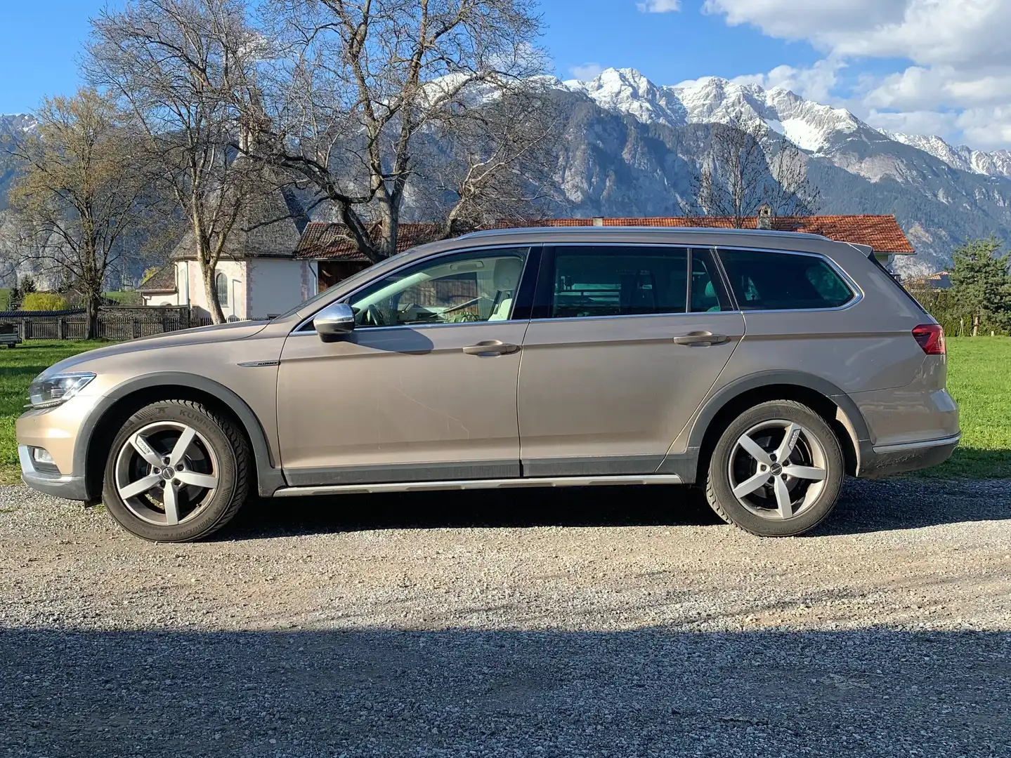 Volkswagen Passat Alltrack Passat Alltrack BMT 2,0 TDI SCR 4Motion Gold - 1