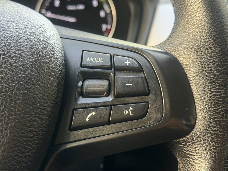 BMW X1 sDrive18i Advantage Navi Sitzheizung Tempomat — photo 33