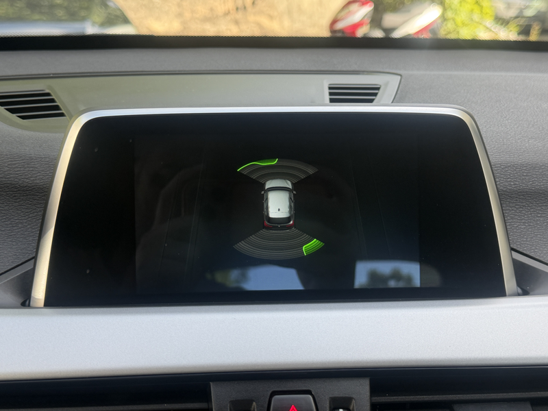 BMW X1 sDrive18i Advantage Navi Sitzheizung Tempomat — photo 31
