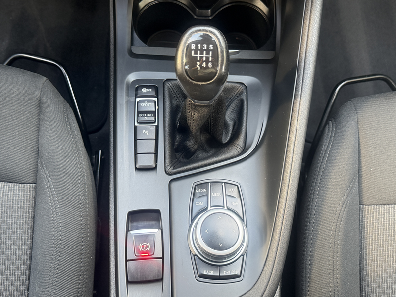 BMW X1 sDrive18i Advantage Navi Sitzheizung Tempomat — photo 22