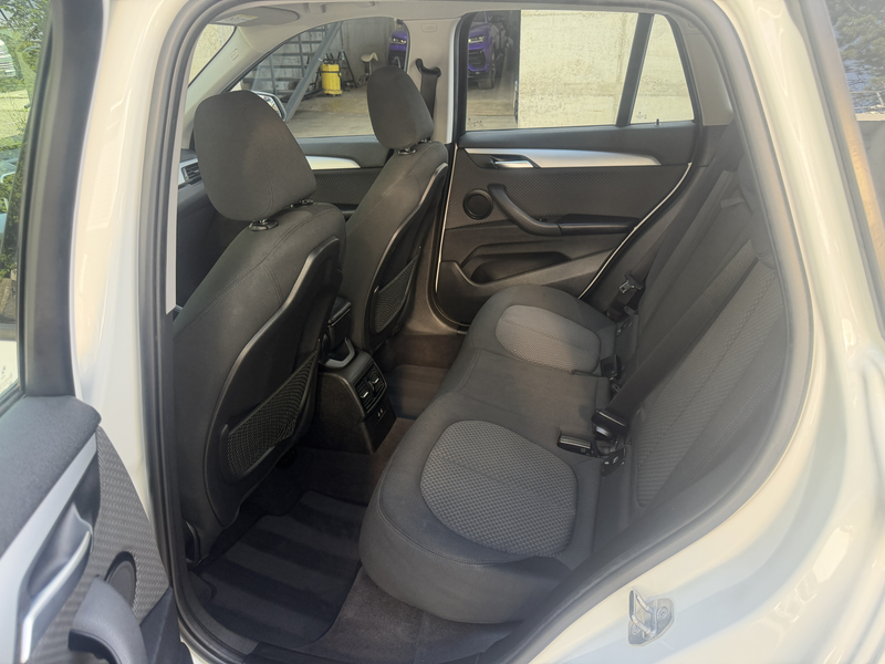 BMW X1 sDrive18i Advantage Navi Sitzheizung Tempomat — photo 14
