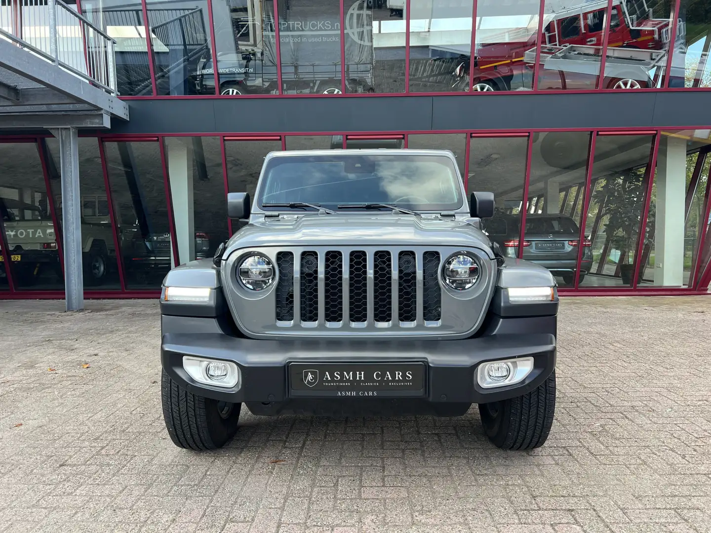 Jeep Wrangler Unlimited 4xe 380 Sahara | Leder | Navi | ACC | St Gris - 2