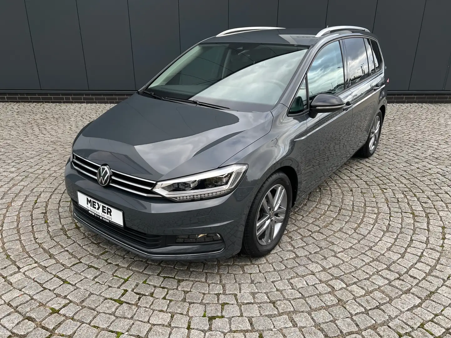 Volkswagen Touran GOAL 1.5 TSI DSG *AHK, IQ Light, ACC, Kamera, 17' Grau - 2