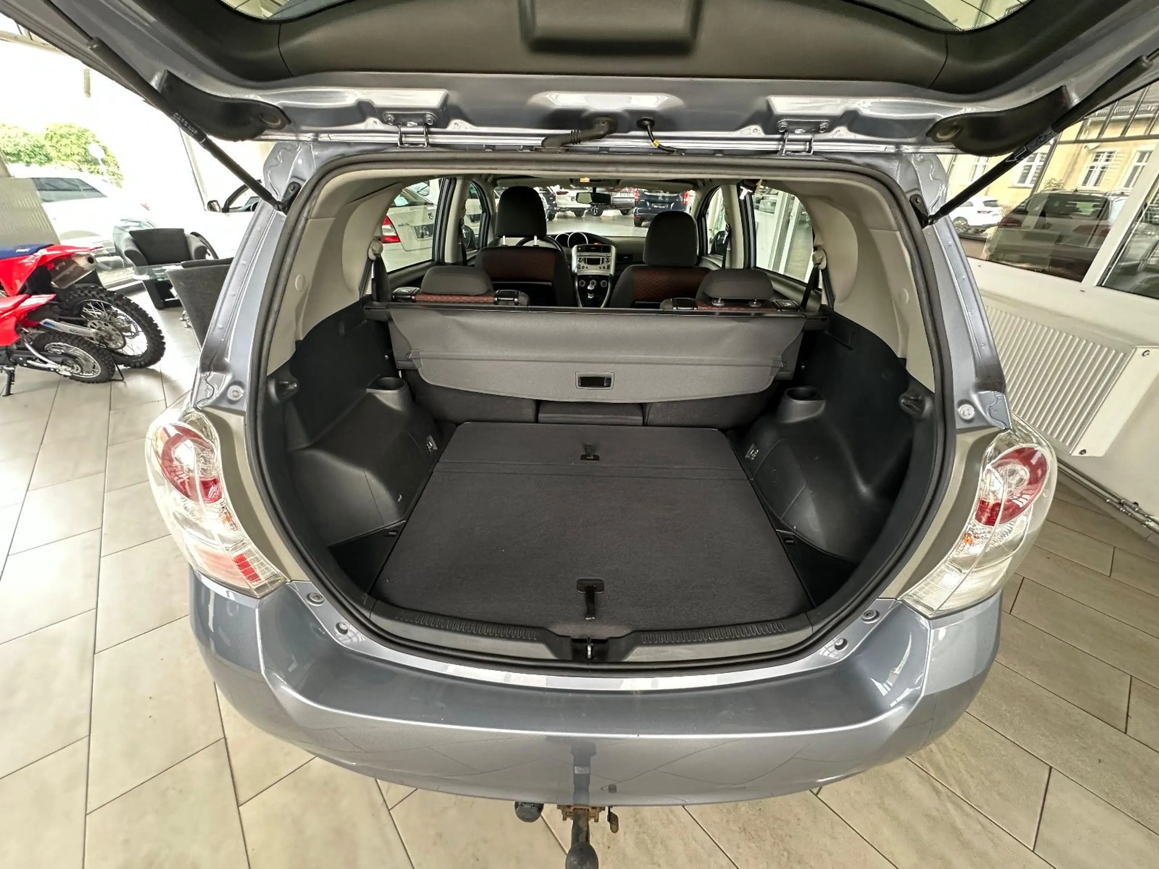 Toyota Verso Life — photo 6