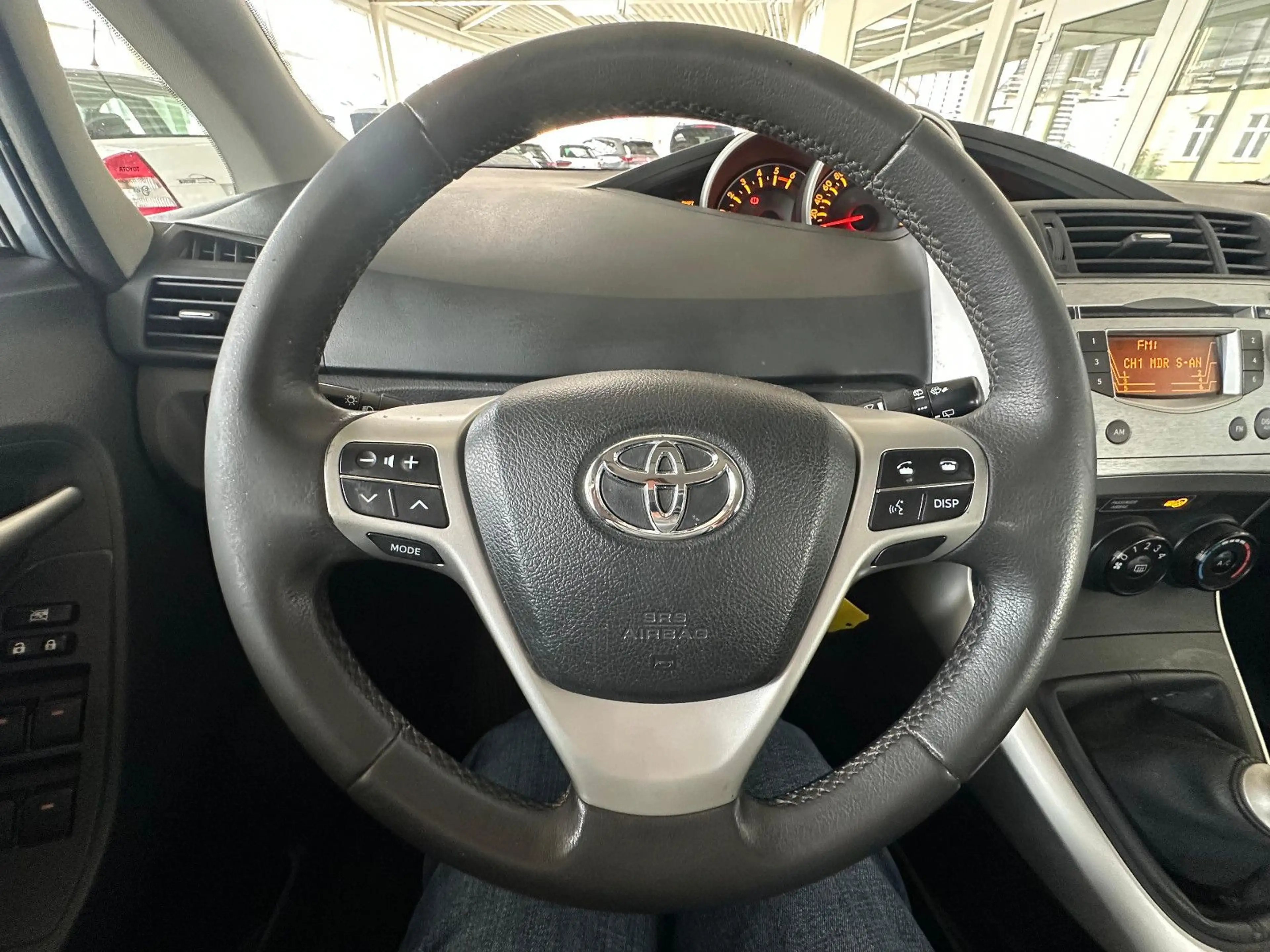 Toyota Verso Life — photo 14