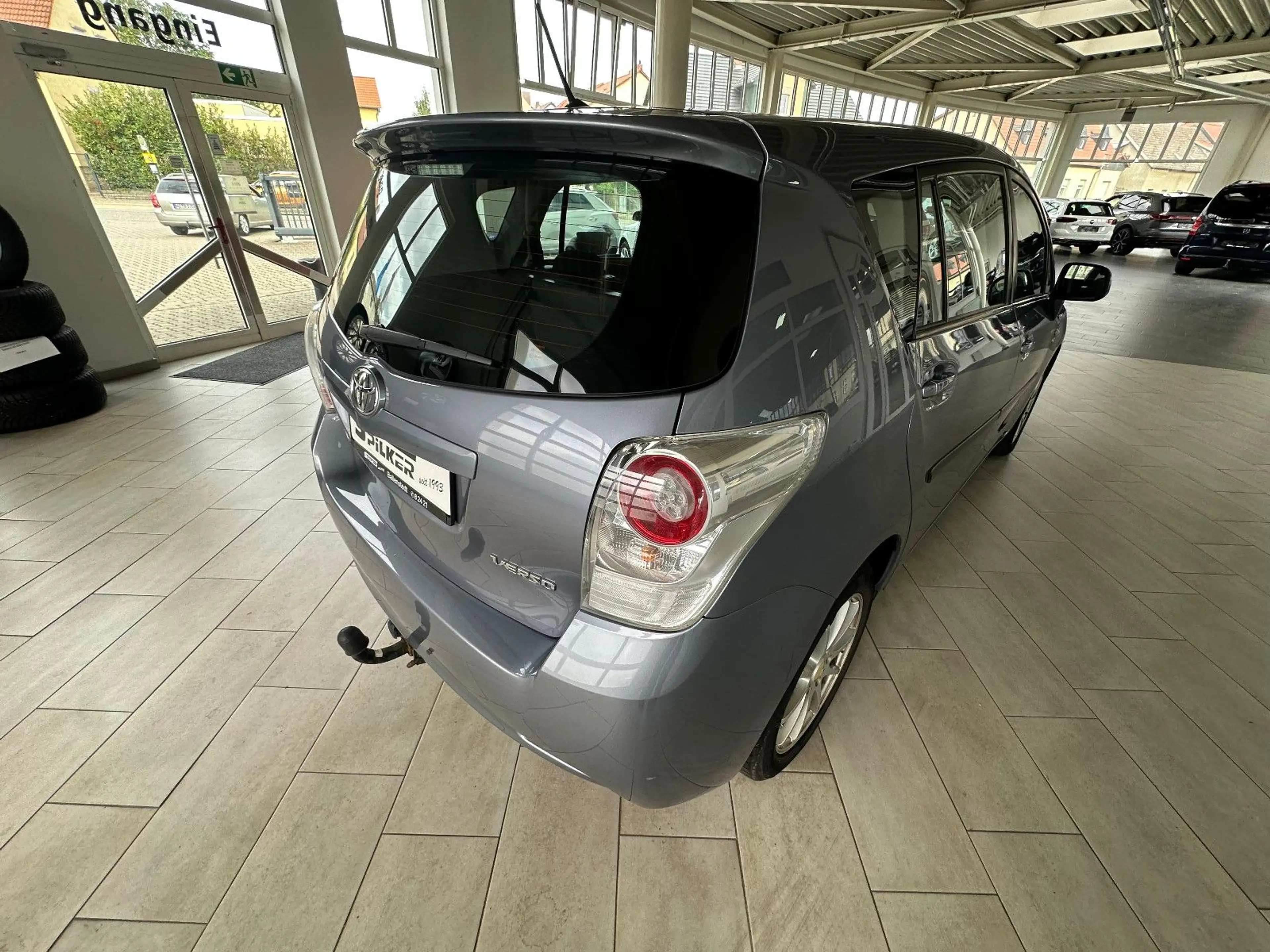 Toyota Verso Life — photo 9