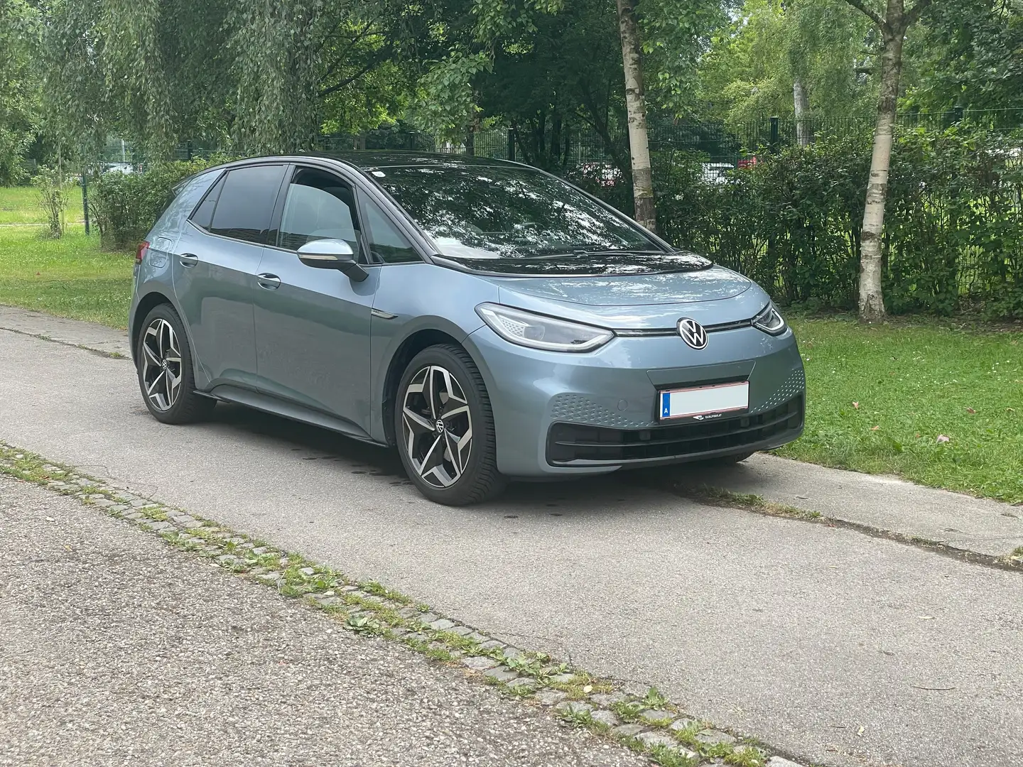 Volkswagen ID.3 ID. 3 Pro Perf. 58kWh *VOLL* AHK / PANO / Matrix Grau - 1