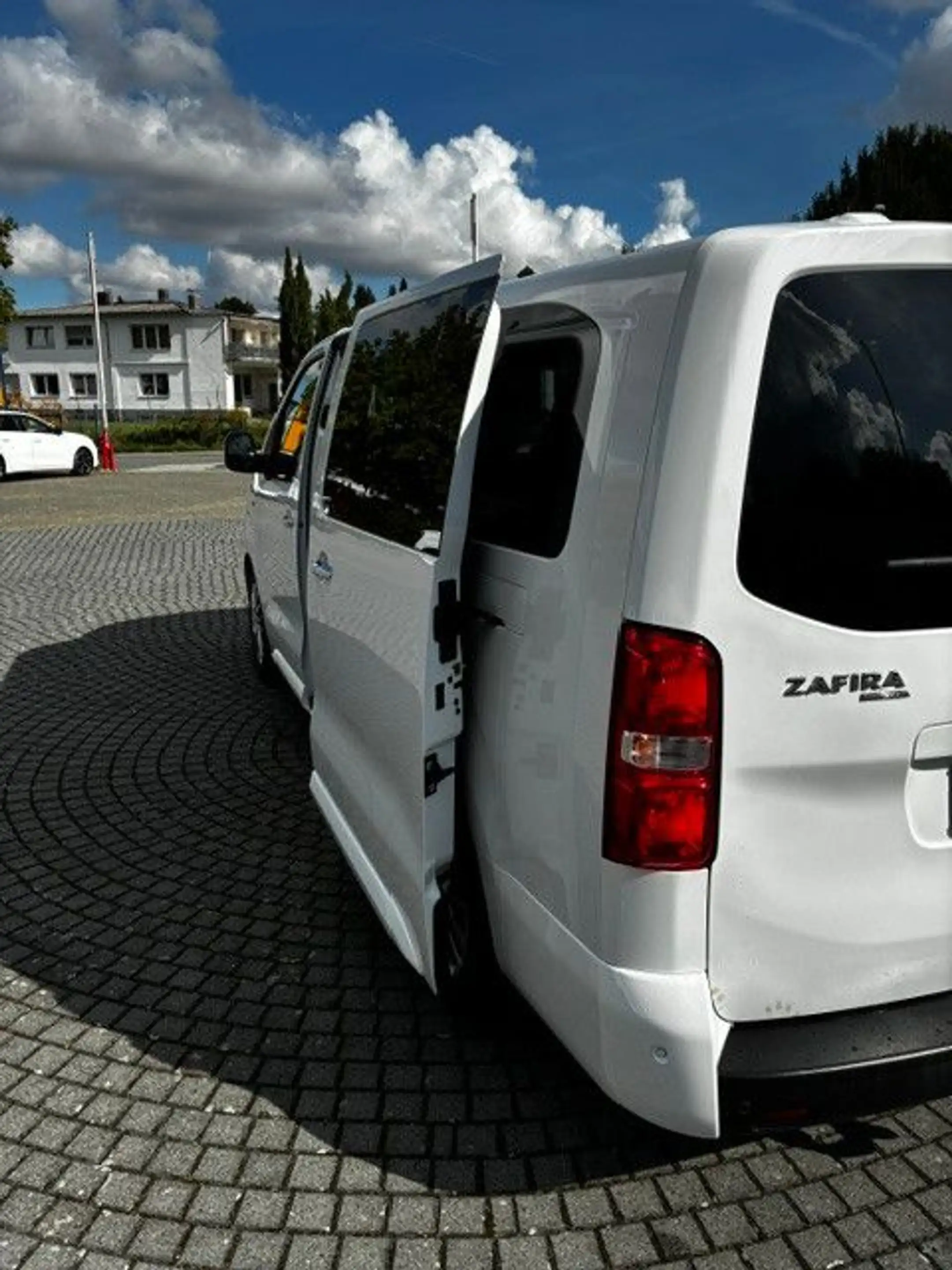 Opel Zafira Life L 2.0 D[Euro6d] S/S Selection — photo 7