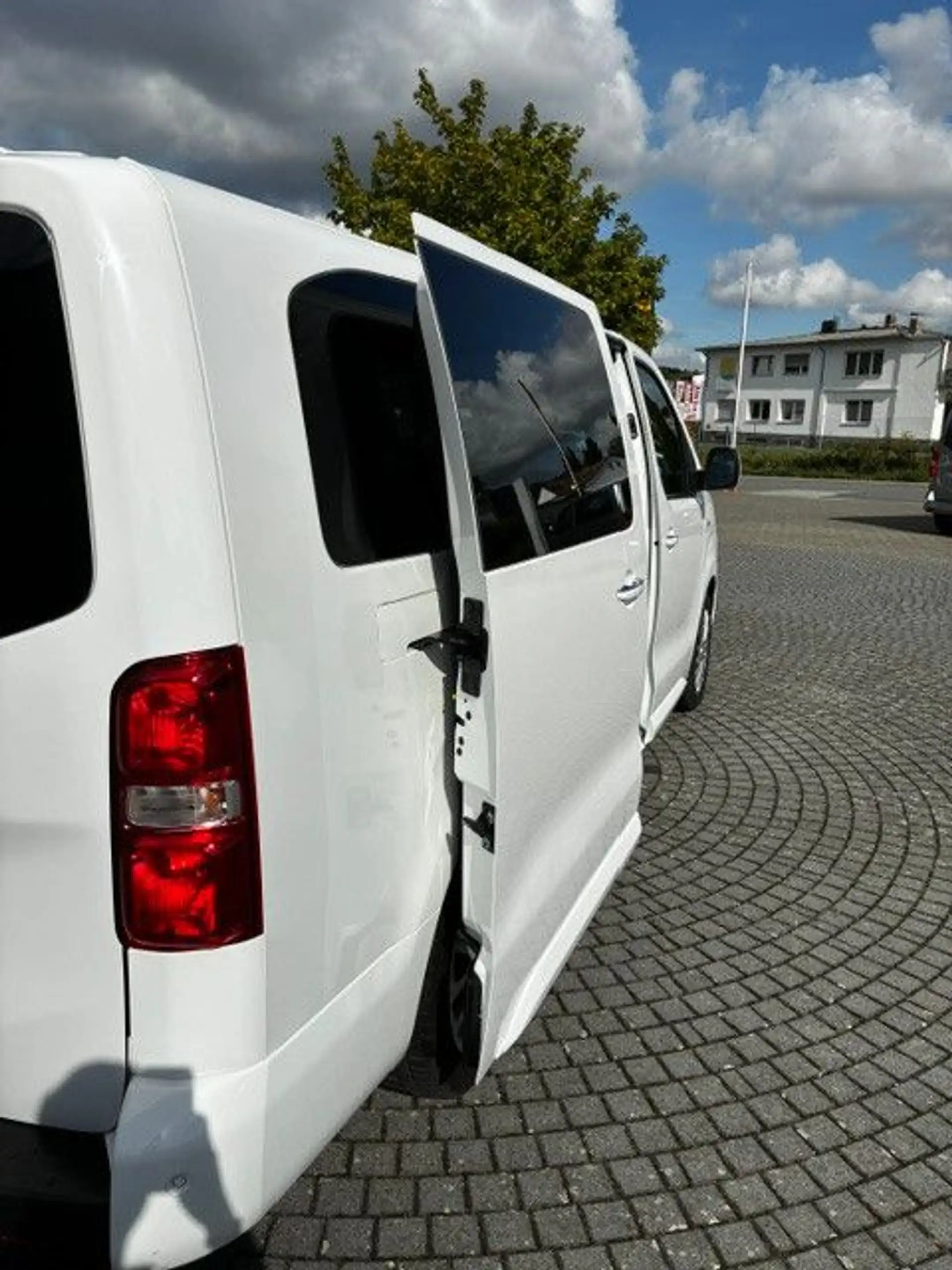Opel Zafira Life L 2.0 D[Euro6d] S/S Selection — photo 6