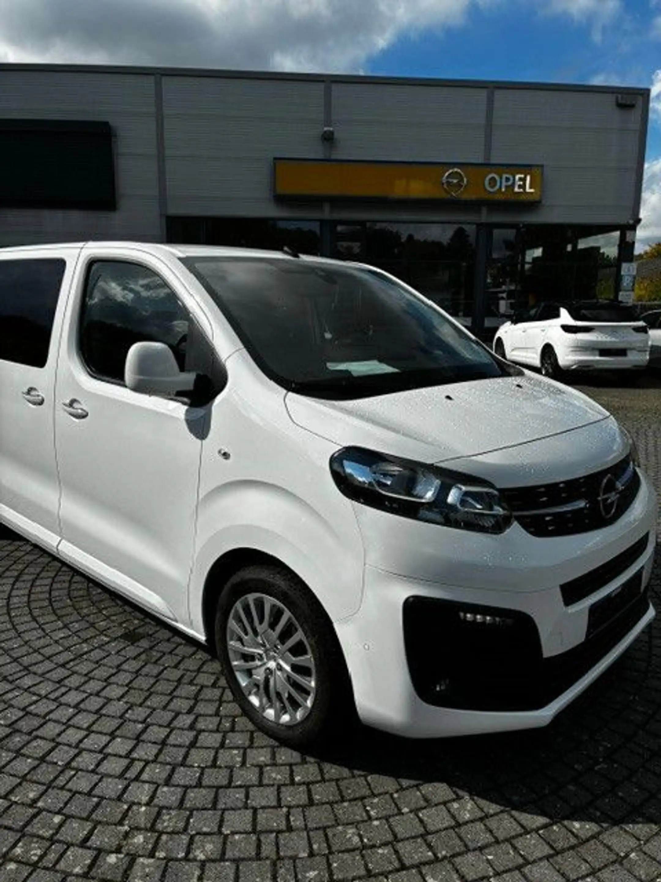 Opel Zafira Life L 2.0 D[Euro6d] S/S Selection — photo 2