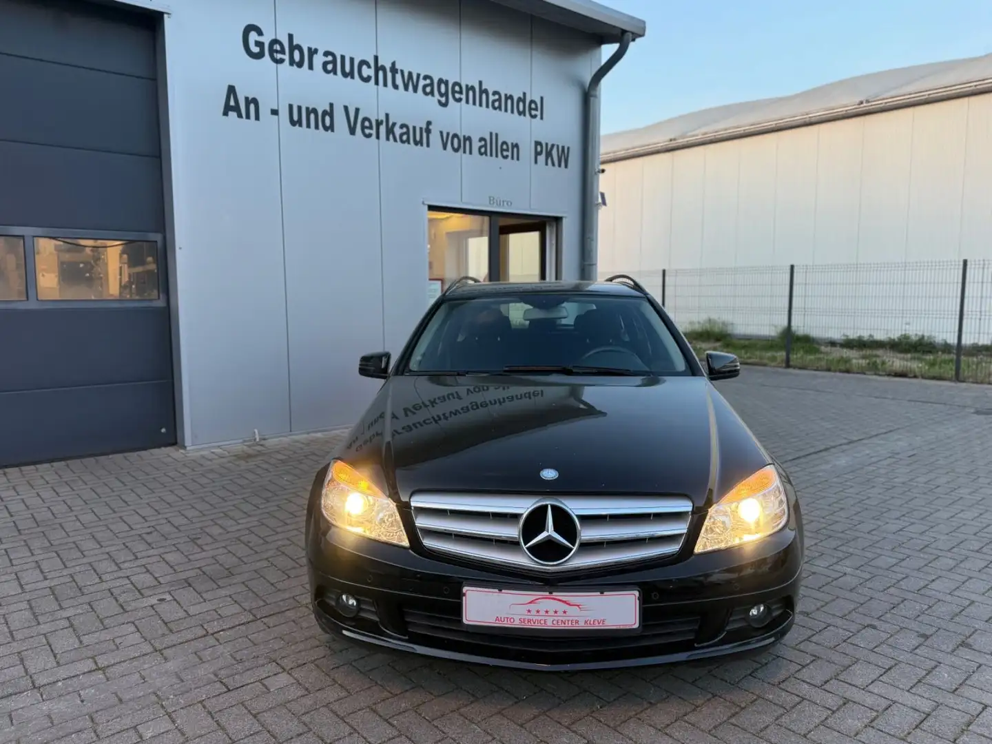 Mercedes-Benz C 200 T CDI  BlueEfficiency*NAVI*PDC*GJREIFEN Zwart - 2