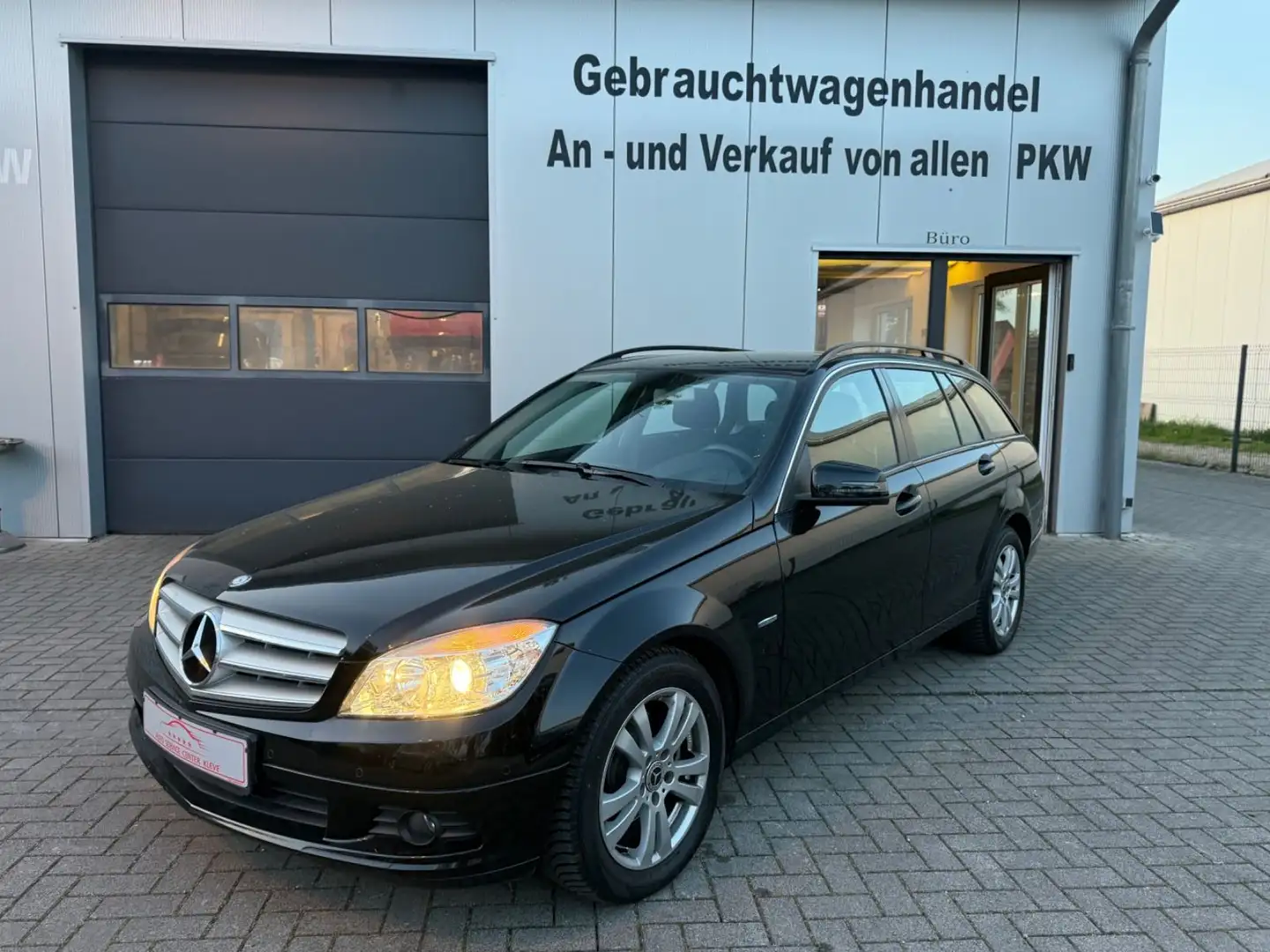 Mercedes-Benz C 200 T CDI  BlueEfficiency*NAVI*PDC*GJREIFEN Zwart - 1