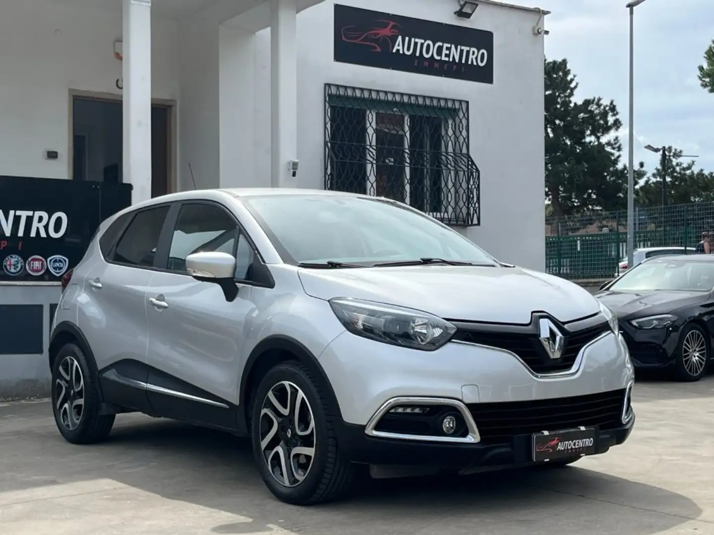 Renault Captur 1.5 dCi 8V 90 CV Start&Stop Live Silver - 1