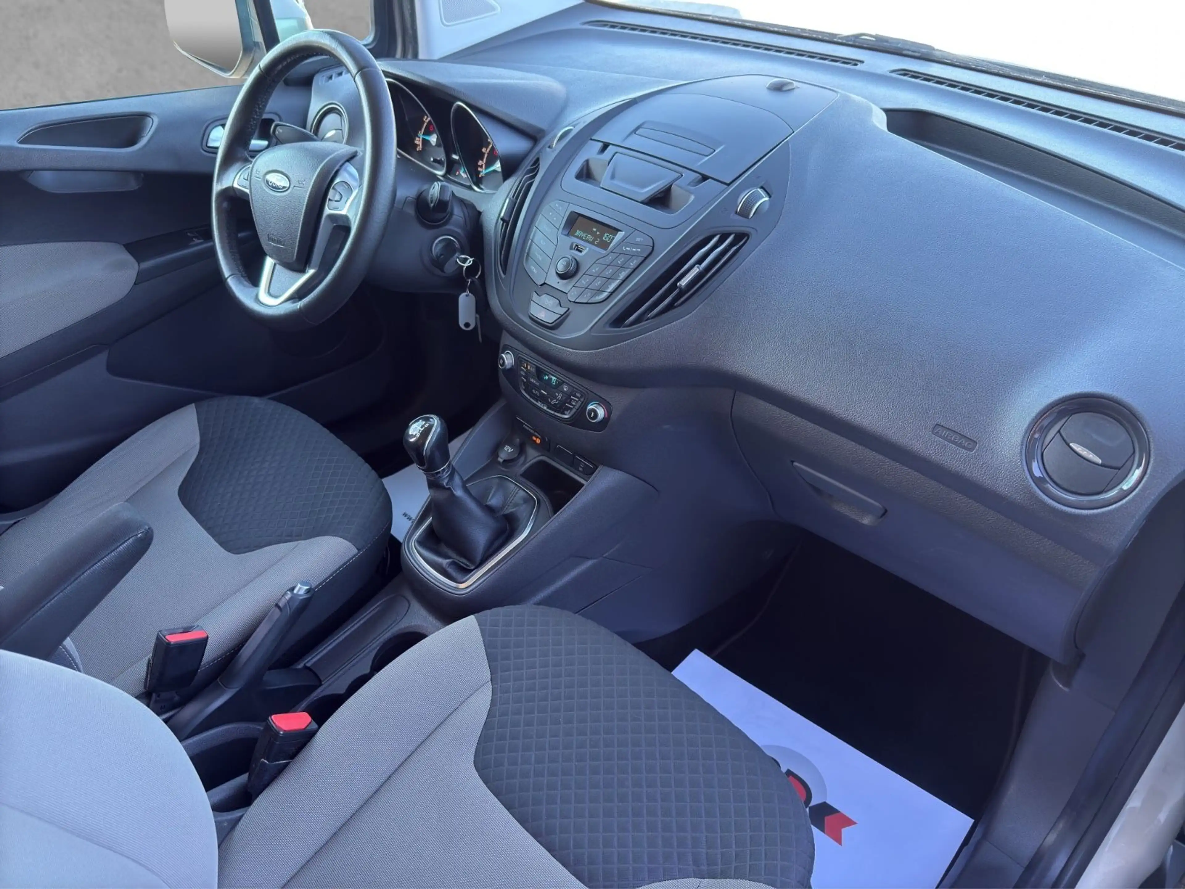Ford Tourneo Courier Titanium 1-Hand Alu AHK — photo 7