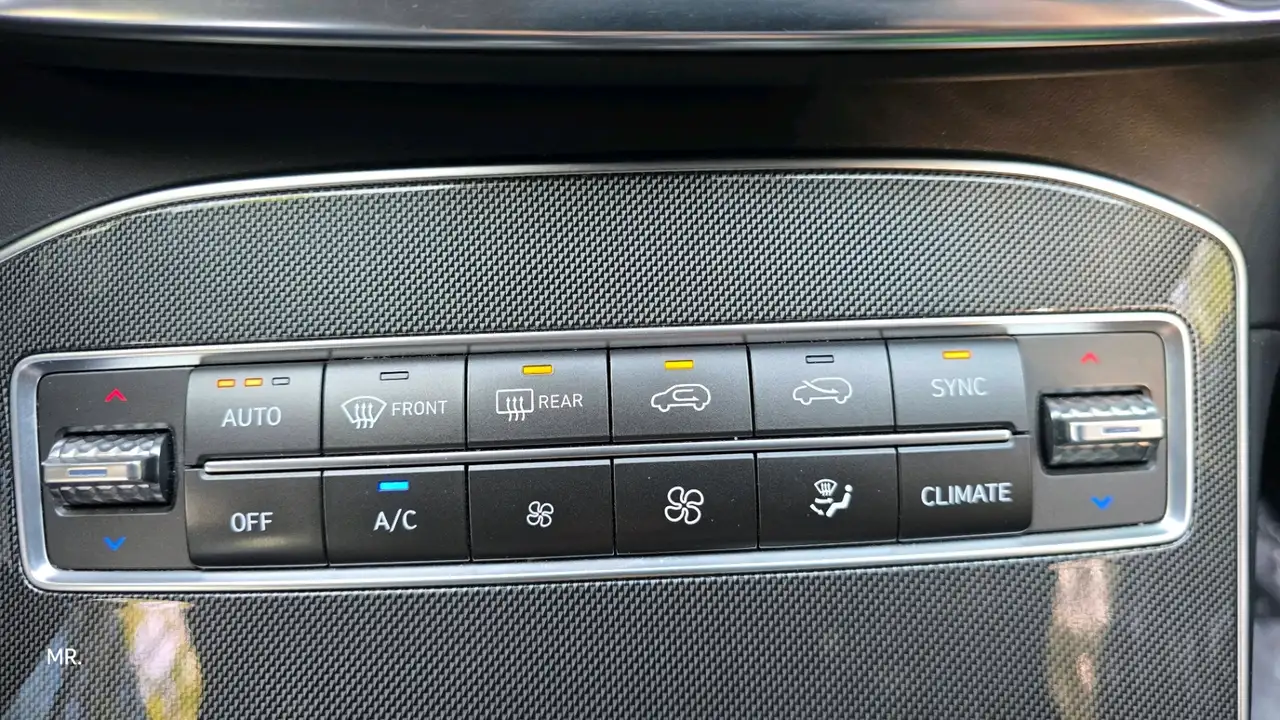 Hyundai SANTA FE снимка Hyundai SANTA FE