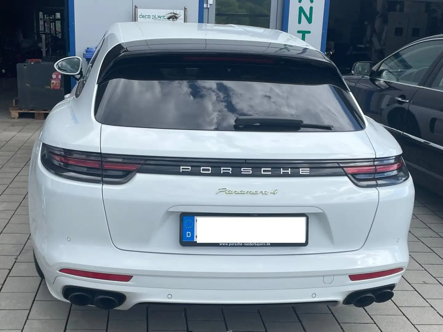 Porsche Panamera Panamera Hybrid 4 E-Hybrid Белый - 1